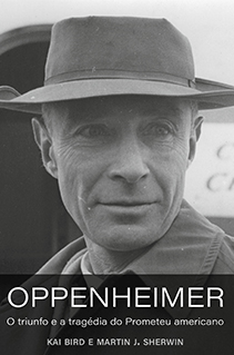 Oppenheimer, biografia que baseou o novo filme de Christopher Nolan, chega às livrarias em junho